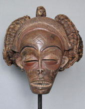 Mwana Pwo Maske der Chokwe Kongo