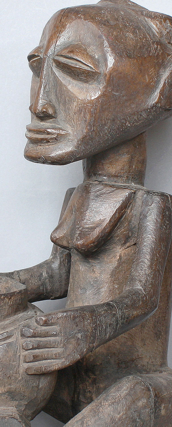 Mboko Schalentraegerin Kongo Bowl holding Figure A2